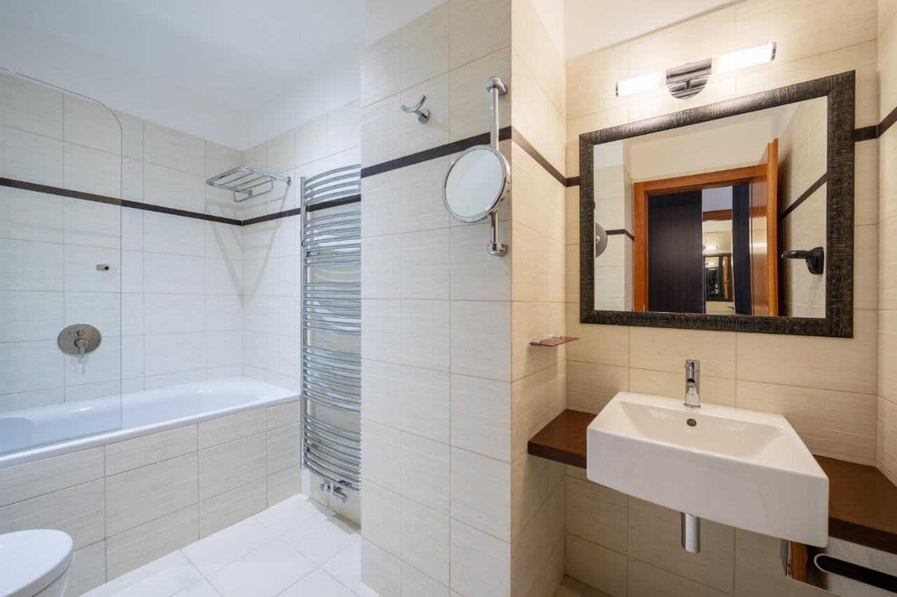 Design Merrion Hotel Praga Exterior foto