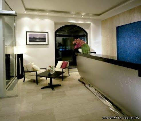 Design Merrion Hotel Praga Exterior foto